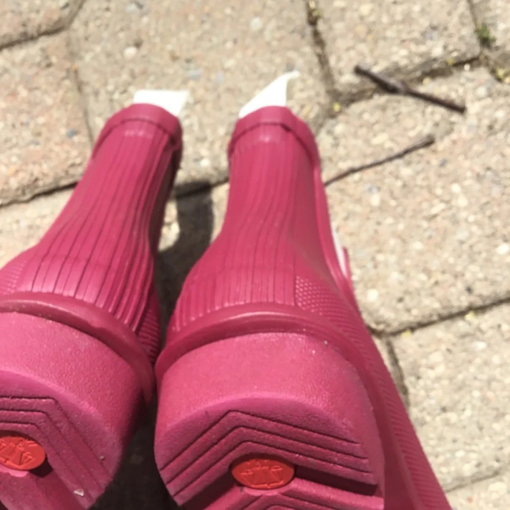 Hunter Boots (Ankle) Size 7 Deep Pink *EUC* - Picture 8 of 12
